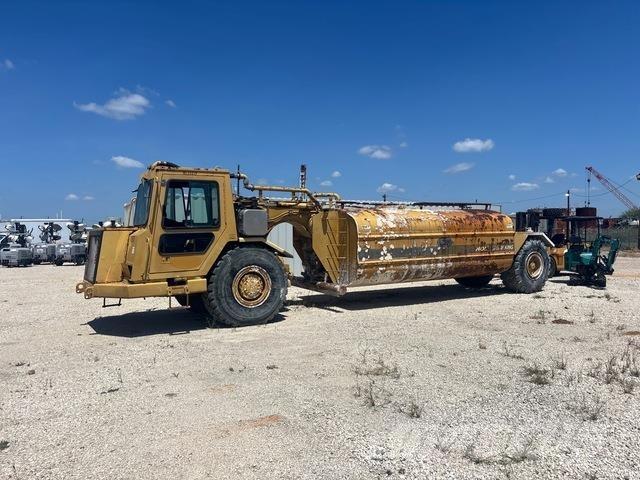 CAT 613C Water tankers