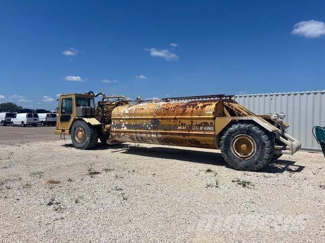 CAT 613C Water tankers