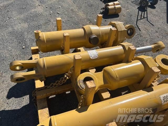 CAT 657E Transportation - Others