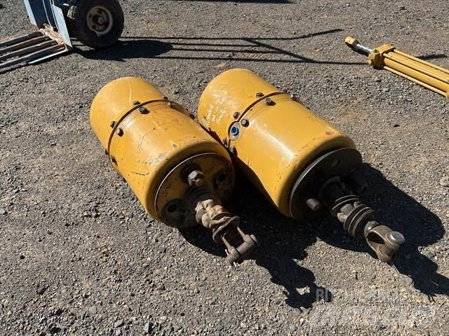 CAT 657E Transportation - Others