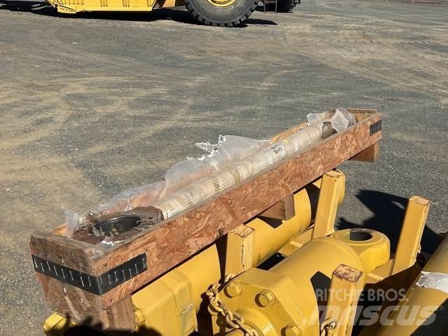 CAT 657E Transportation - Others