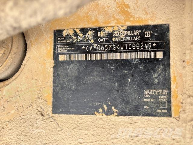 CAT 657G Scrapers