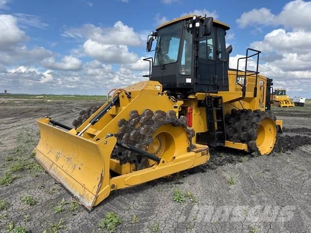 CAT 815 Soil compactors