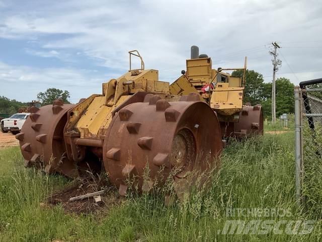 CAT 826G Soil compactors