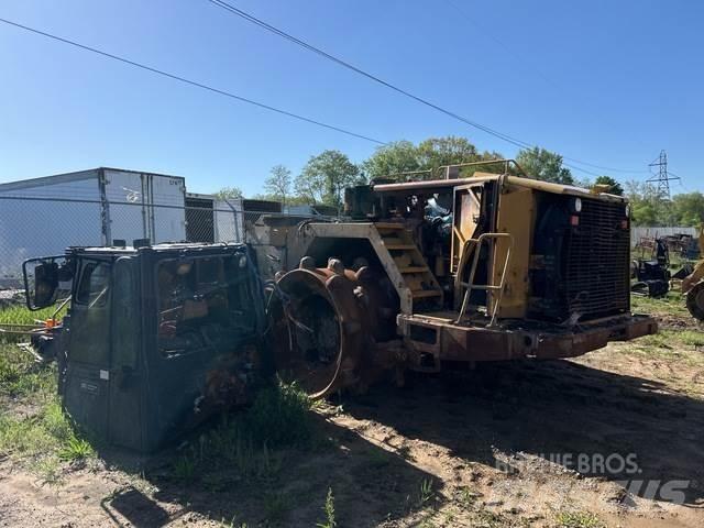 CAT 826H Soil compactors