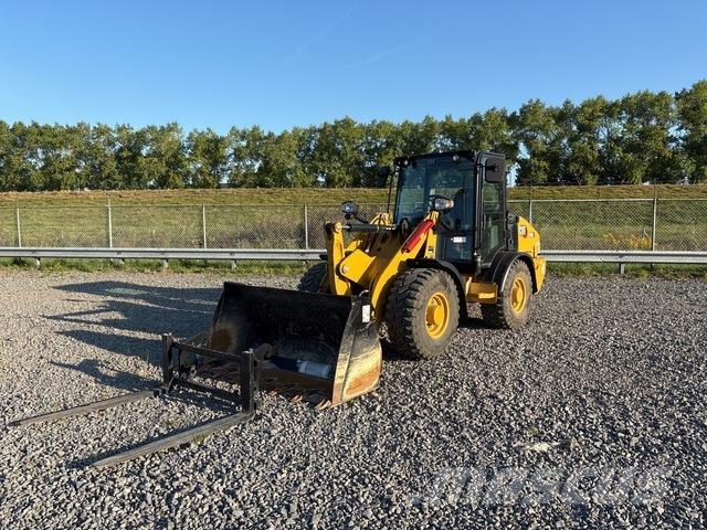 CAT 906 Wheel loaders