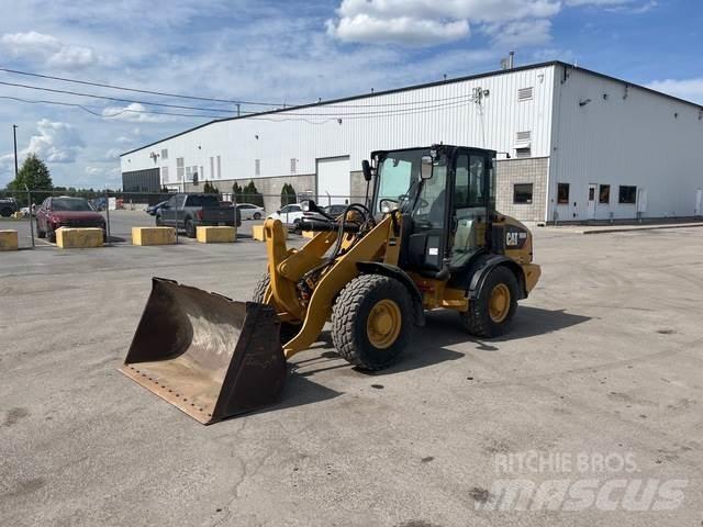 CAT 906M Wheel loaders