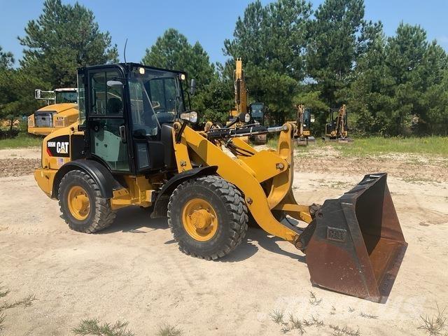 CAT 906M Wheel loaders
