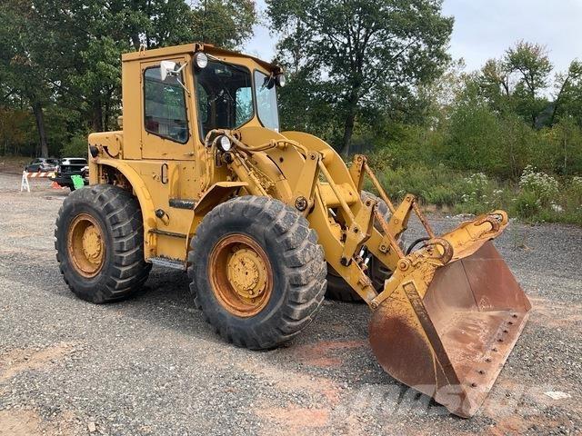 CAT 922B Wheel loaders