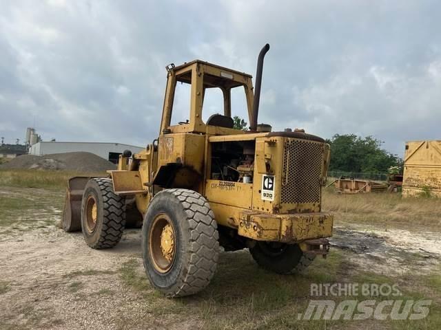CAT 930 Wheel loaders