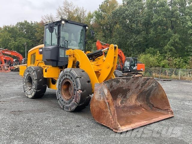 CAT 930M Wheel loaders
