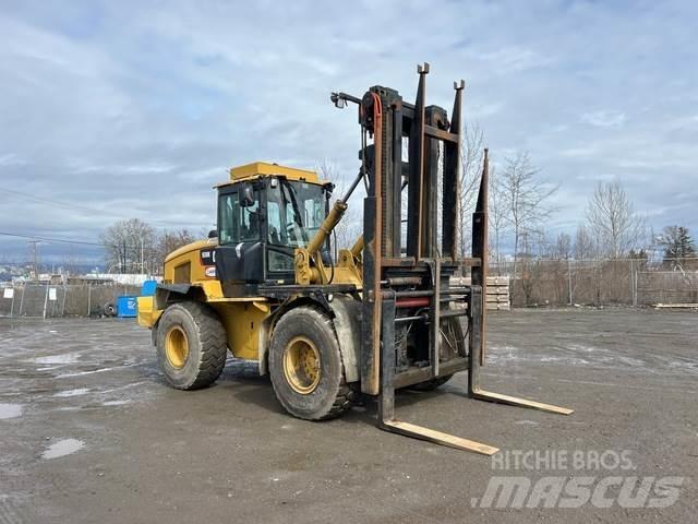 CAT 938K Rough terrain trucks