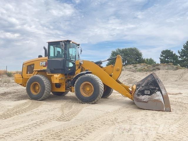 CAT 938M Wheel loaders
