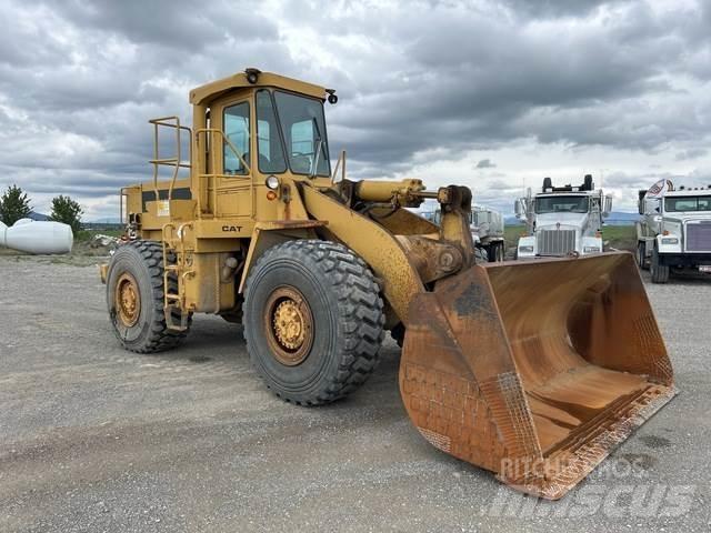 CAT 966D Wheel loaders