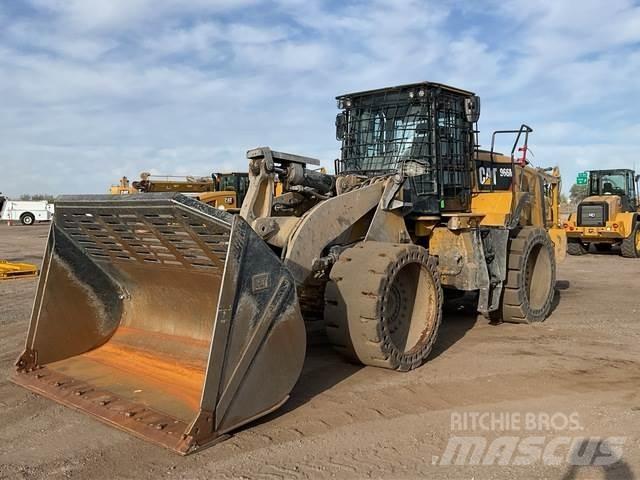 CAT 966M Wheel loaders