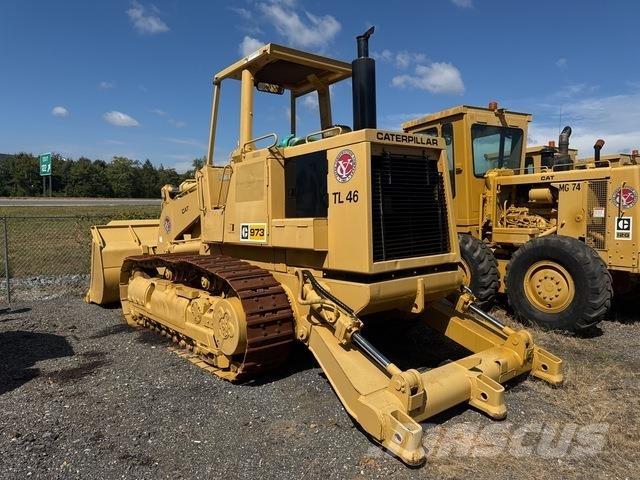 CAT 973 Crawler loaders