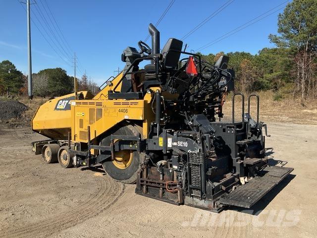 CAT AP1000F Asphalt pavers