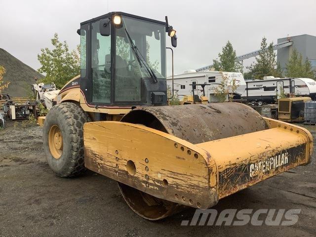 CAT CS-683 Single drum rollers