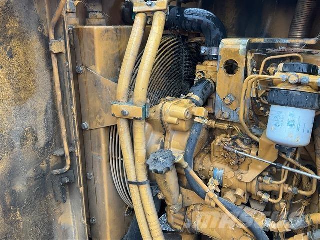 CAT CS433C Single drum rollers