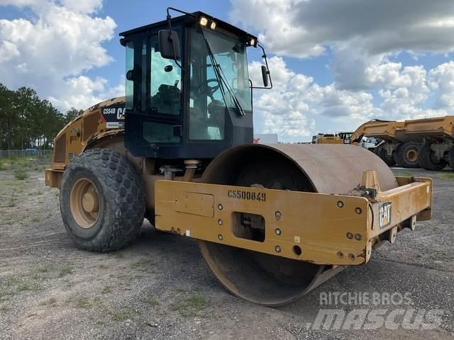 CAT CS54B Single drum rollers