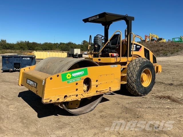CAT CS74 Single drum rollers
