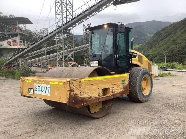 CAT CS78B Single drum rollers