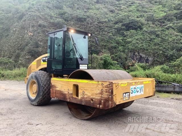 CAT CS78B Single drum rollers