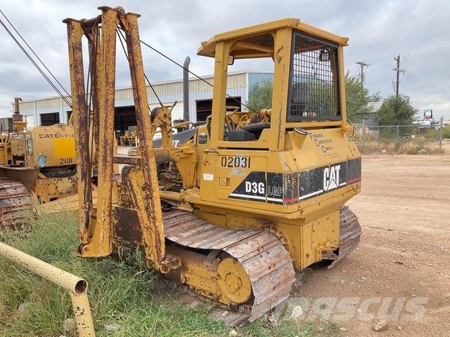 CAT D3G Pipelayer dozers