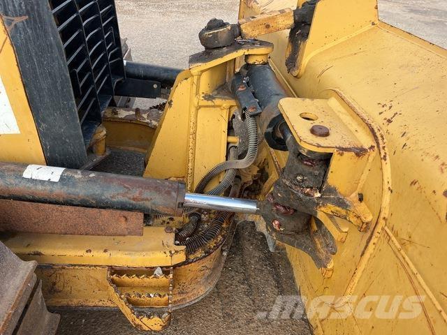 CAT D5K2 LGP Crawler dozers