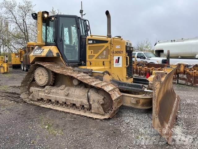 CAT D6N Crawler dozers
