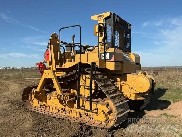 CAT D6T Pipelayer dozers