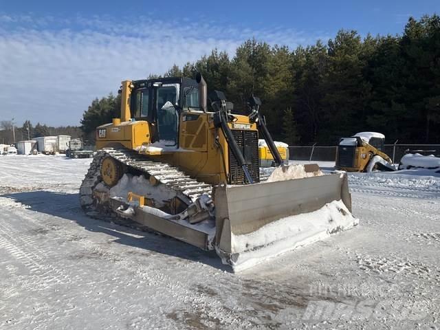 CAT D6T LGP Crawler dozers