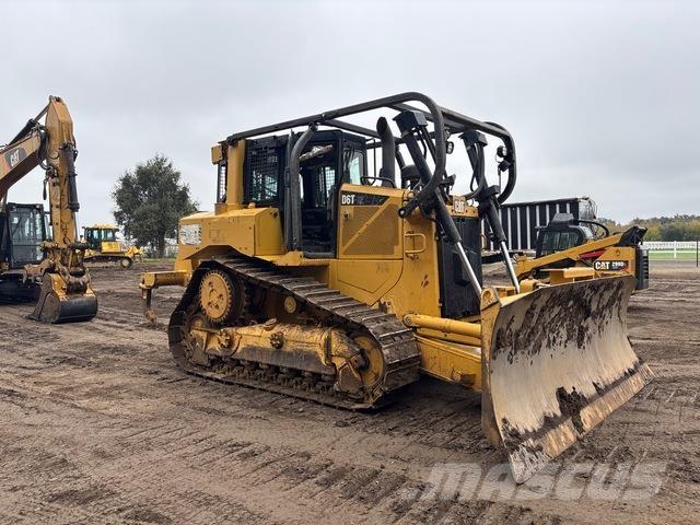 CAT D6T XL Crawler dozers