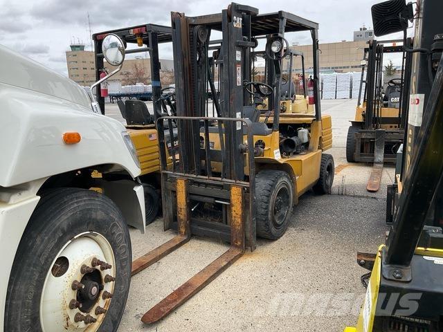 CAT DP30 Forklift trucks - others