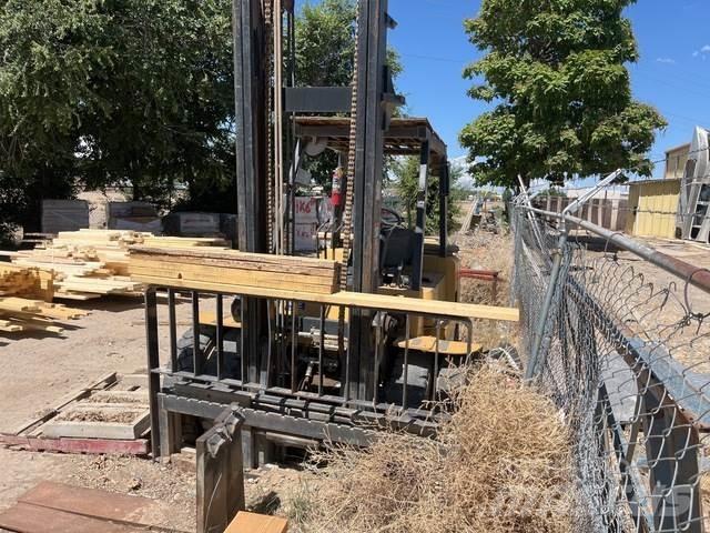 CAT DP40KL Construction - Others