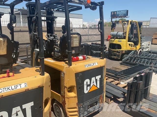 CAT EC25EN2 Electric forklift trucks