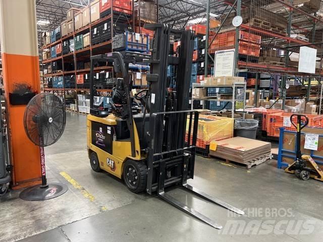 CAT EC25N Electric forklift trucks