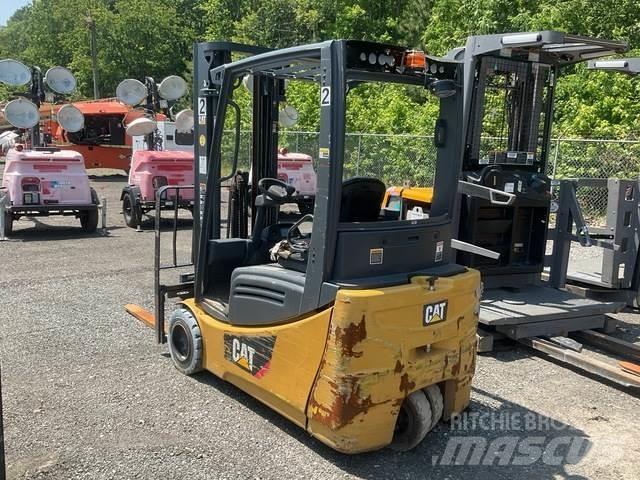 CAT MH 2ET4000 Electric forklift trucks
