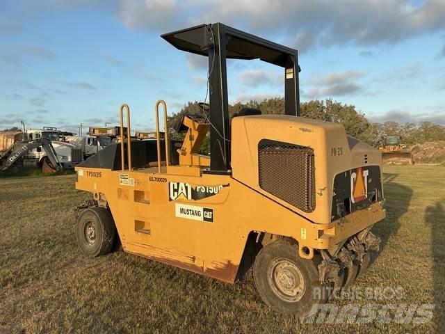 CAT PS150C Pneumatic tired rollers