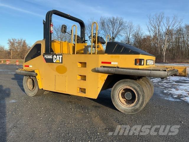 CAT PS360C Pneumatic tired rollers