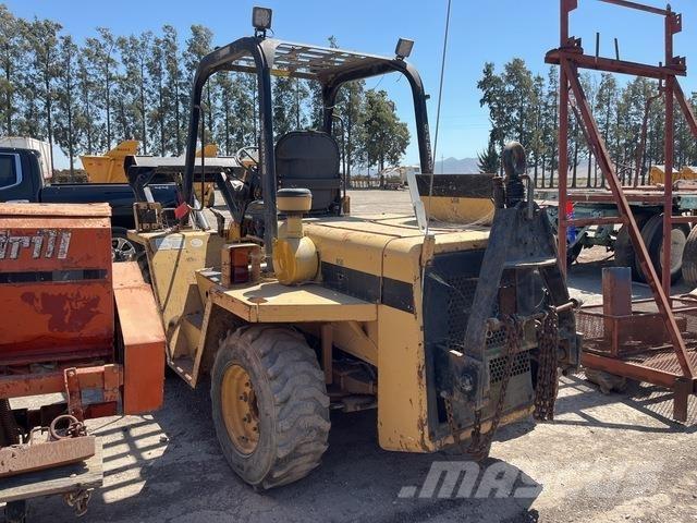 CAT R50 Rough terrain trucks