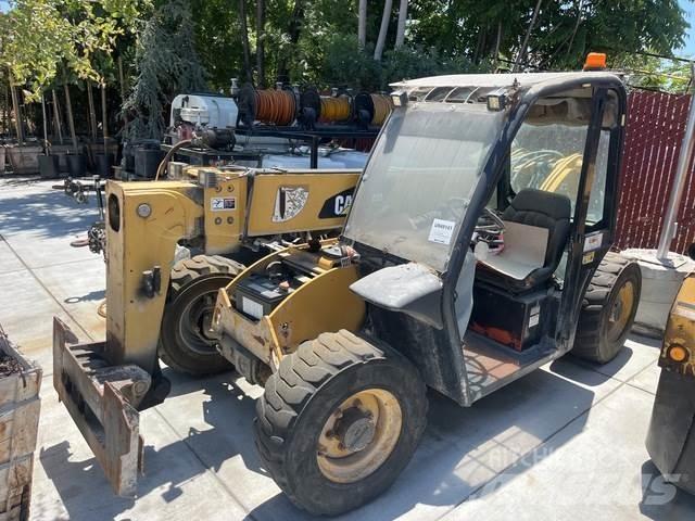 CAT TH255 Telescopic handlers