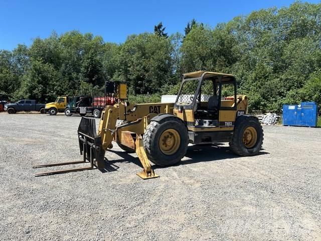 CAT TH83 Telescopic handlers
