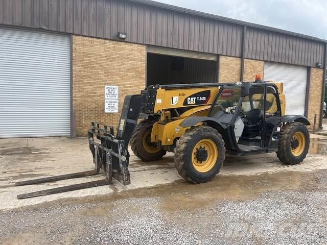 CAT TL642D Telescopic handlers