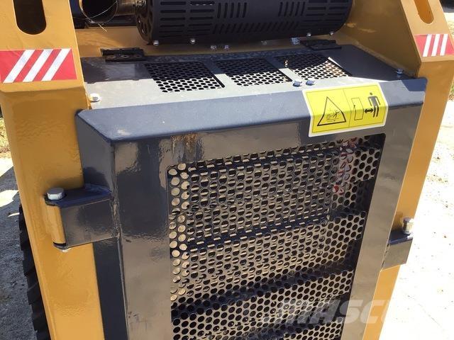 CFG KRW232 Skid steer loaders