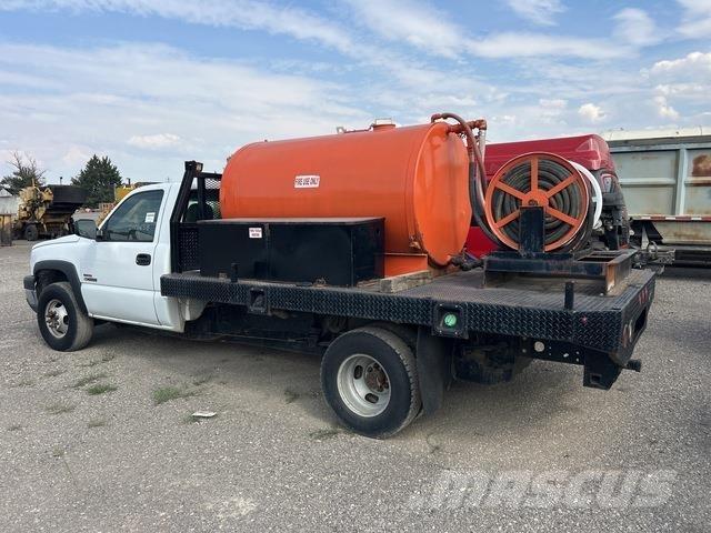 Chevrolet 3500 Flatbed / Dropside trucks