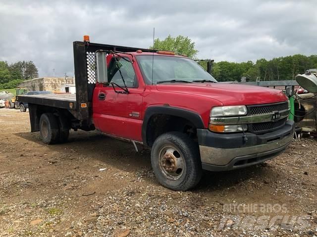 Chevrolet 3500 Flatbed / Dropside trucks