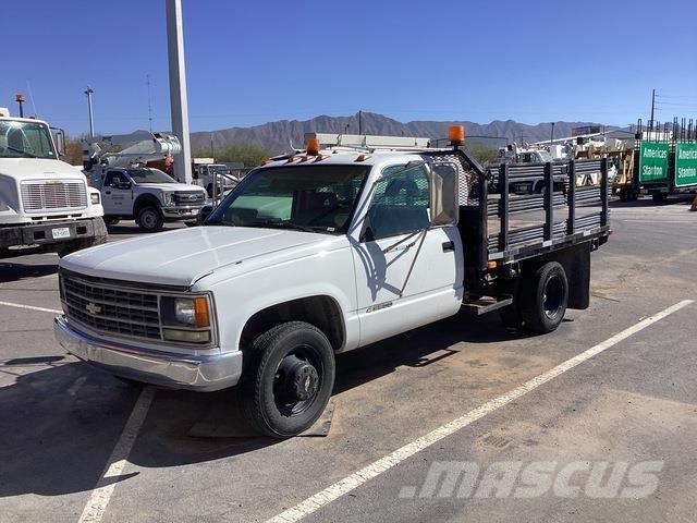 Chevrolet 3500 Flatbed / Dropside trucks
