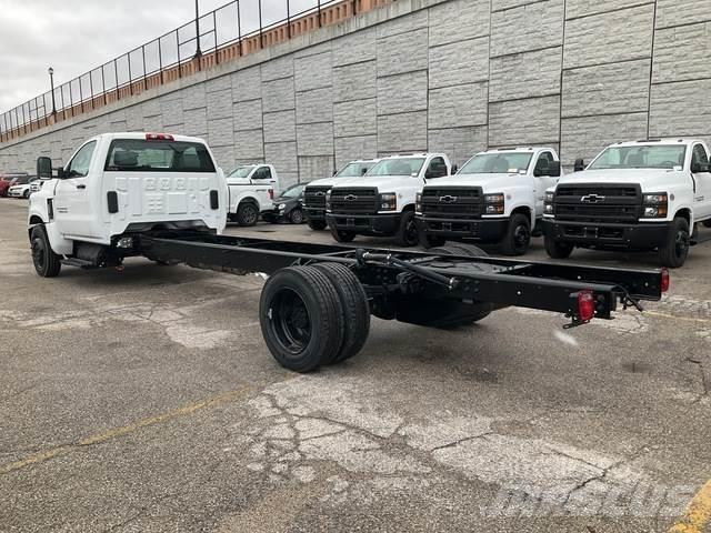 Chevrolet 5500 Cabins and interior