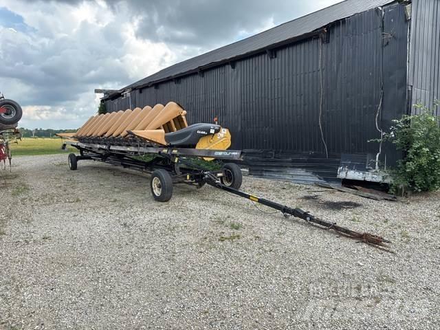 CLAAS 1230 Combine harvester heads